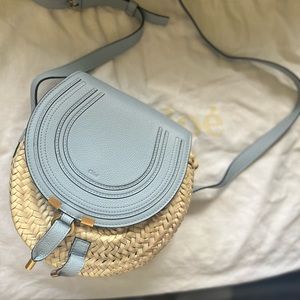 💯Chloé Marci Raffia Logo Detailed Crossbody Bag. Authentic 💯❤️